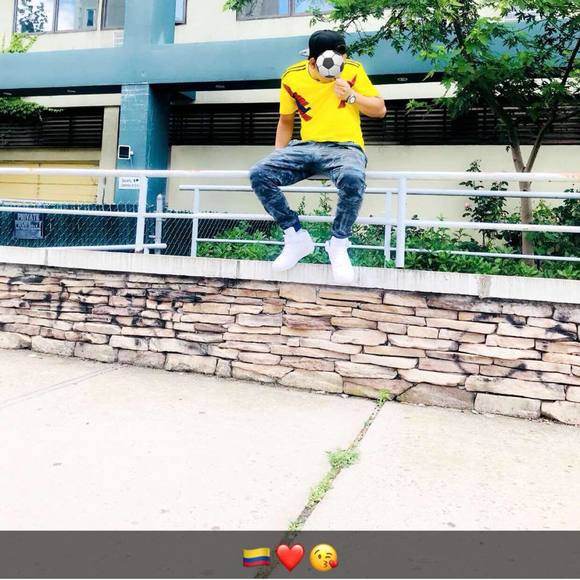 Meet your Posher, Sandoval - Picture 1 of 1